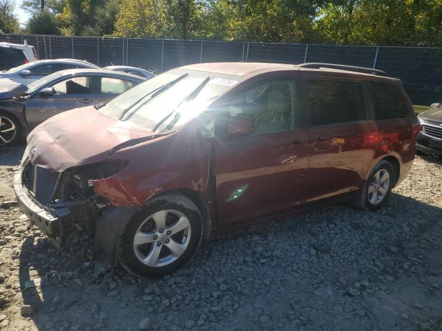 VIN 5TDKK3DC0FS659047 2015 Toyota Sienna, LE no.1