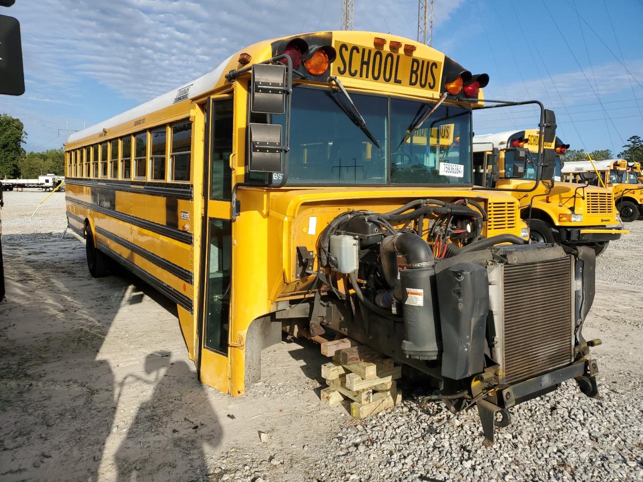 Freightliner FS 65 Chassis 2000 