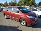 TOYOTA SIENNA LE photo