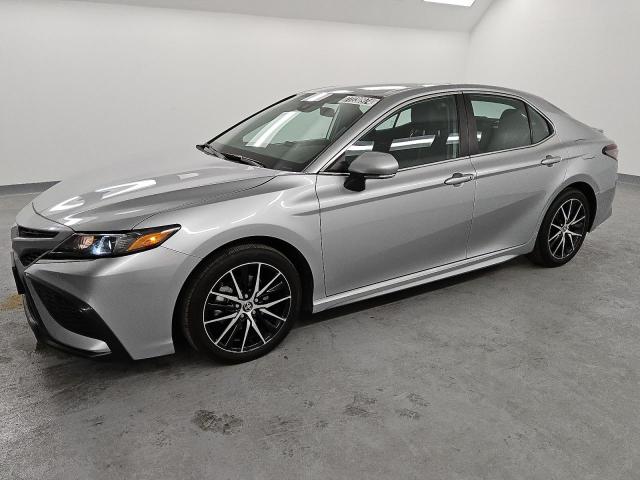 Vin: 4t1g11ak7ru875658, lot: 77230974, toyota camry se night shade 2024 img_1