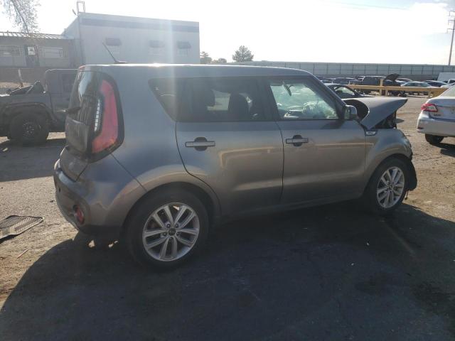 VIN KNDJP3A54J7609466 2018 KIA SOUL no.3