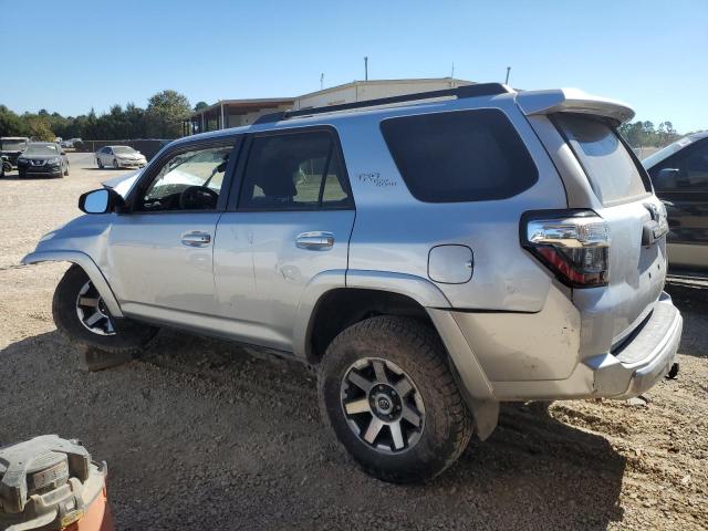 2019 TOYOTA 4RUNNER SR - JTEBU5JR1K5730315