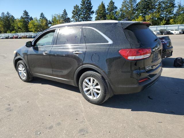 VIN 5XYPG4A32HG269715 2017 KIA Sorento, LX no.2