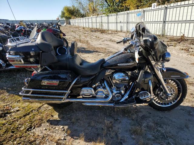 2011 HARLEY-DAVIDSON FLHTK - 1HD1KEM15BB659440
