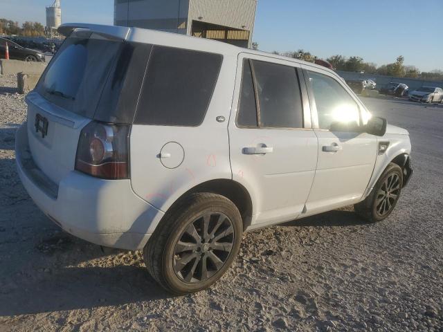 2015 LAND ROVER LR2 SE - SALFP2BG2FH425427