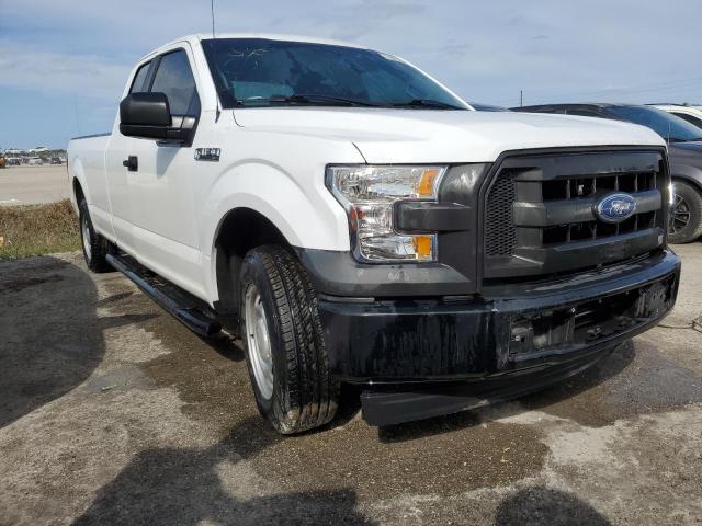 VIN 1FTFX1CGXHKC87643 2017 FORD F-150 no.4