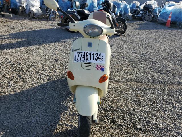 VESPA 49CC 2004 cream  gas ZAPC16C1545008300 photo #3