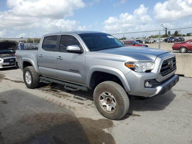 VIN 5TFAZ5CN4KX076734 2019 Toyota Tacoma, Double Cab no.4