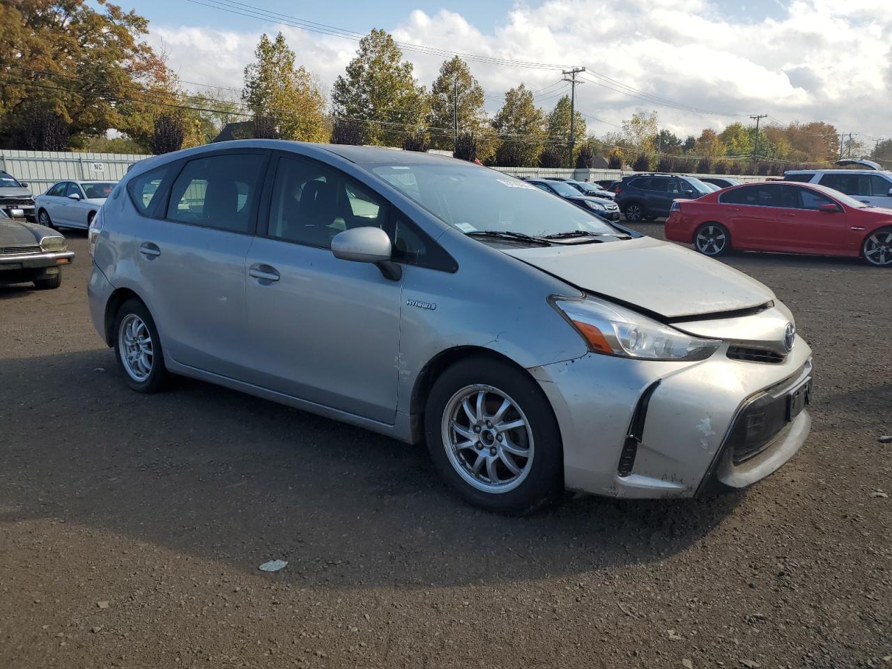 Lot #2904796164 2016 TOYOTA PRIUS V