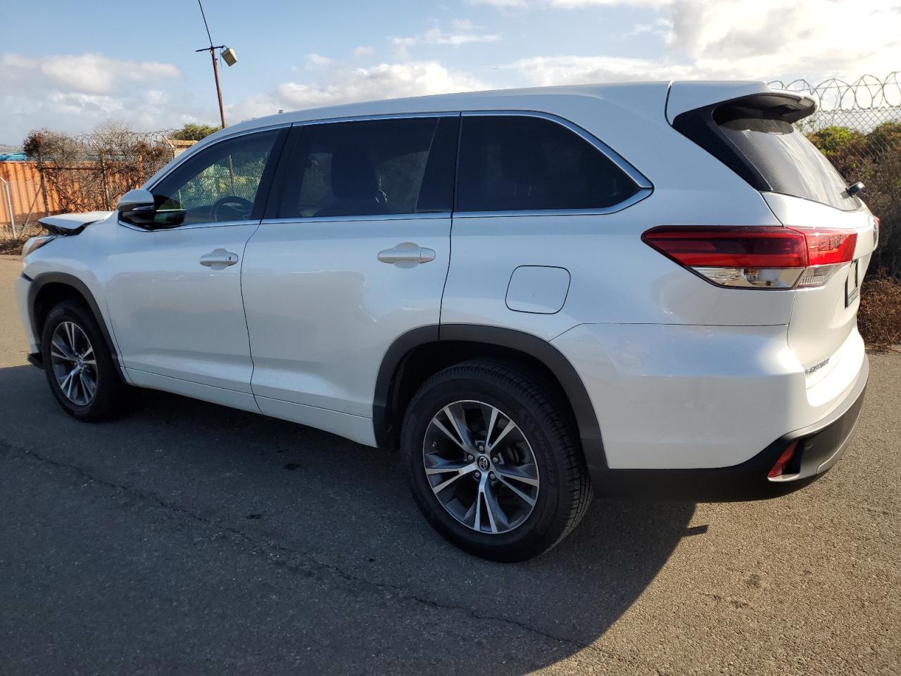 Lot #3021464383 2018 TOYOTA HIGHLANDER