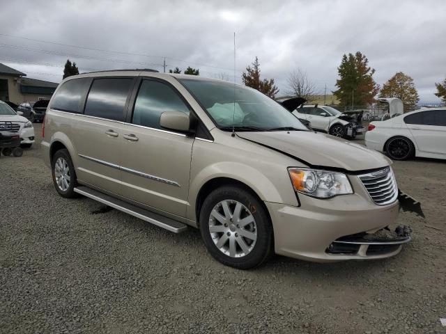 2016 CHRYSLER TOWN & COU - 2C4RC1BG6GR186495