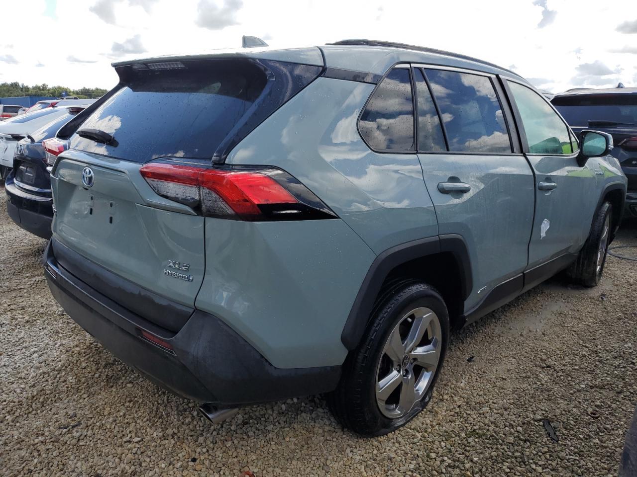 Lot #2907671076 2021 TOYOTA RAV4 XLE P