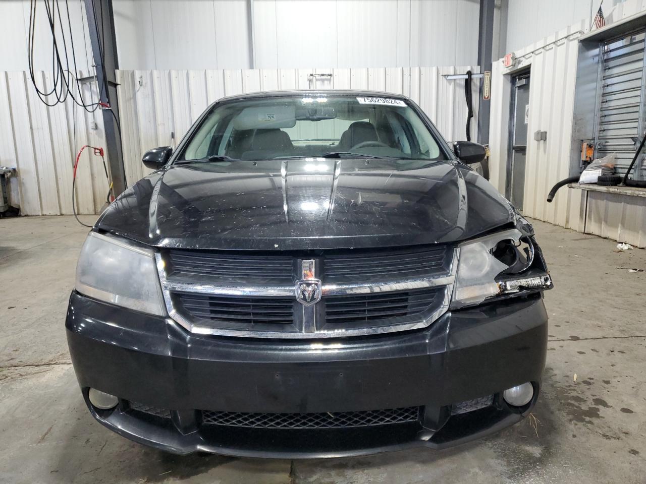 Lot #3009154321 2008 DODGE AVENGER R/