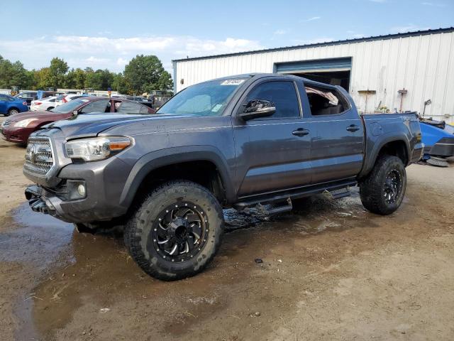 VIN 5TFCZ5AN9HX074269 2017 Toyota Tacoma, Double Cab no.1