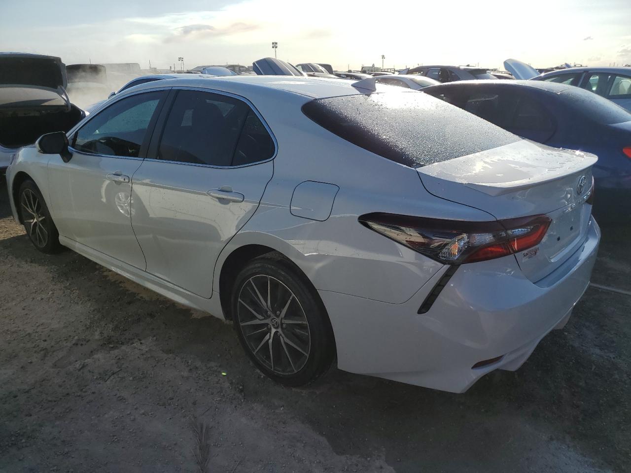 Lot #2976941974 2024 TOYOTA CAMRY SE N