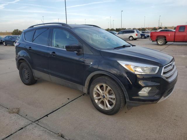 VIN 1FMCU9GD8JUD50156 2018 Ford Escape, SE no.4