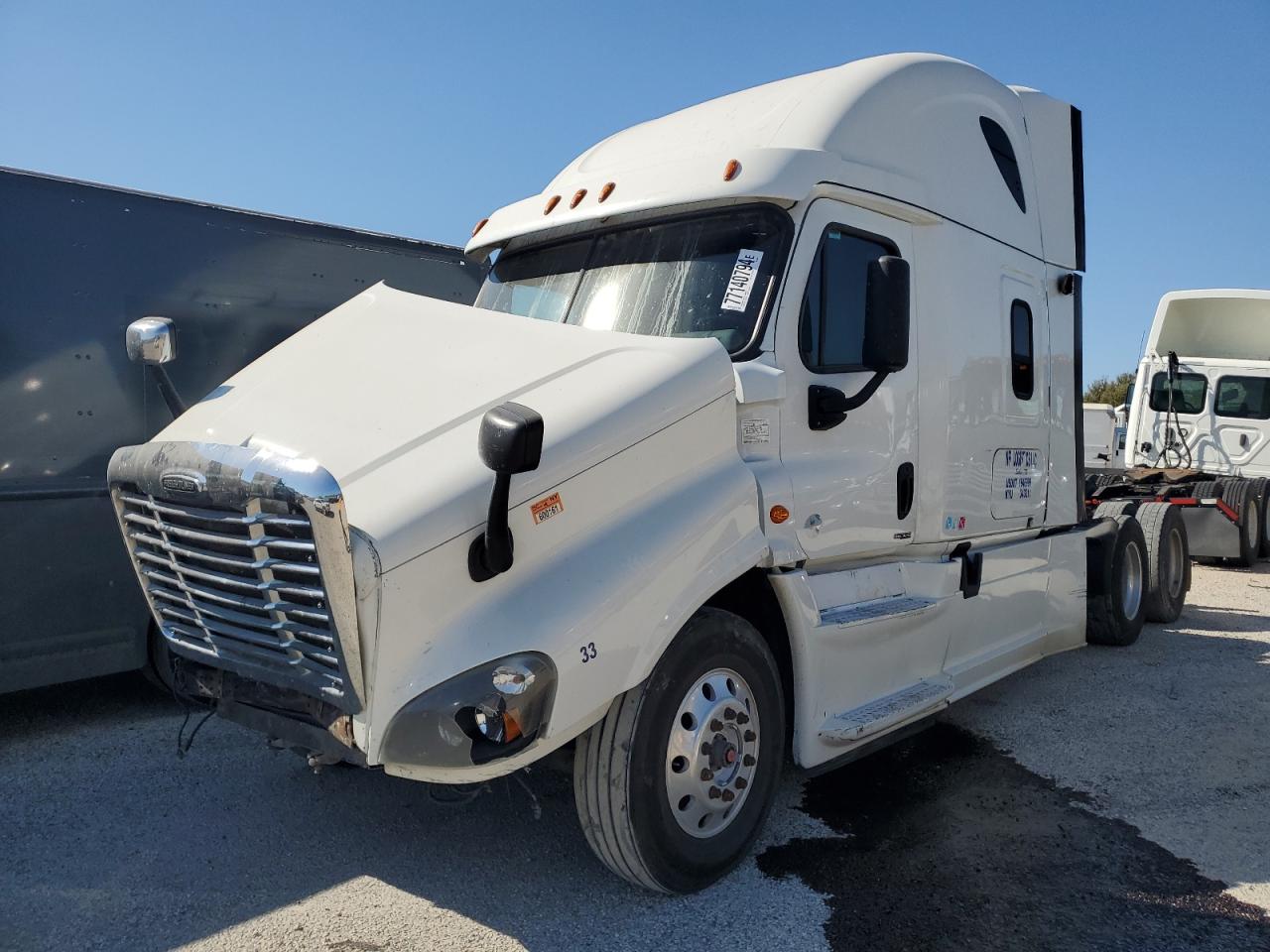 Lot #2986827295 2016 FREIGHTLINER CASCADIA 1