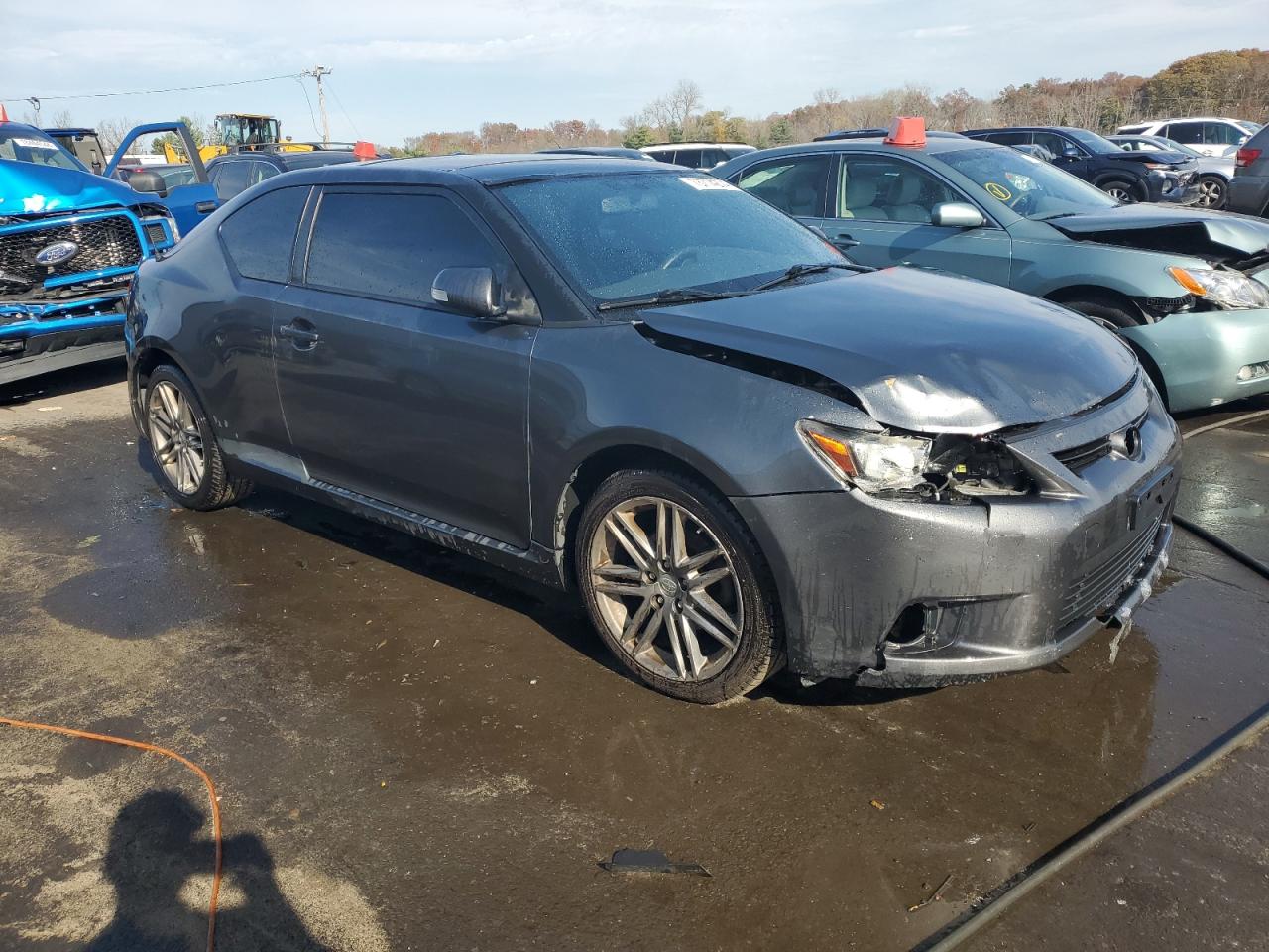 Lot #2985898186 2013 TOYOTA SCION TC