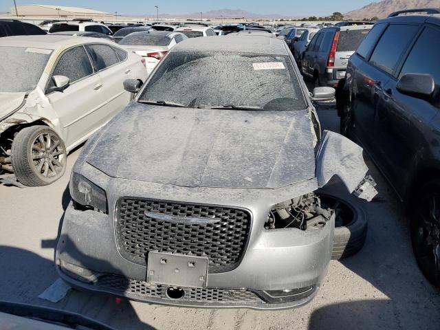 VIN 2C3CCABG0JH240011 2018 Chrysler 300, S no.5