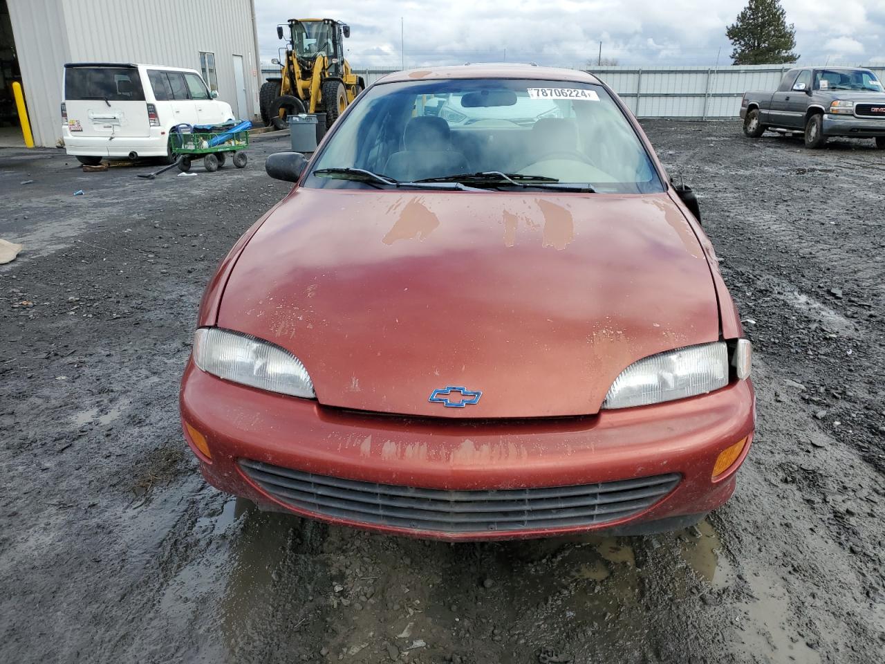 Lot #2989010555 1998 CHEVROLET CAVALIER L