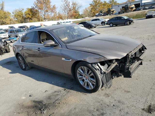 2017 JAGUAR XF PRESTIG - SAJBK4BV0HCY26717