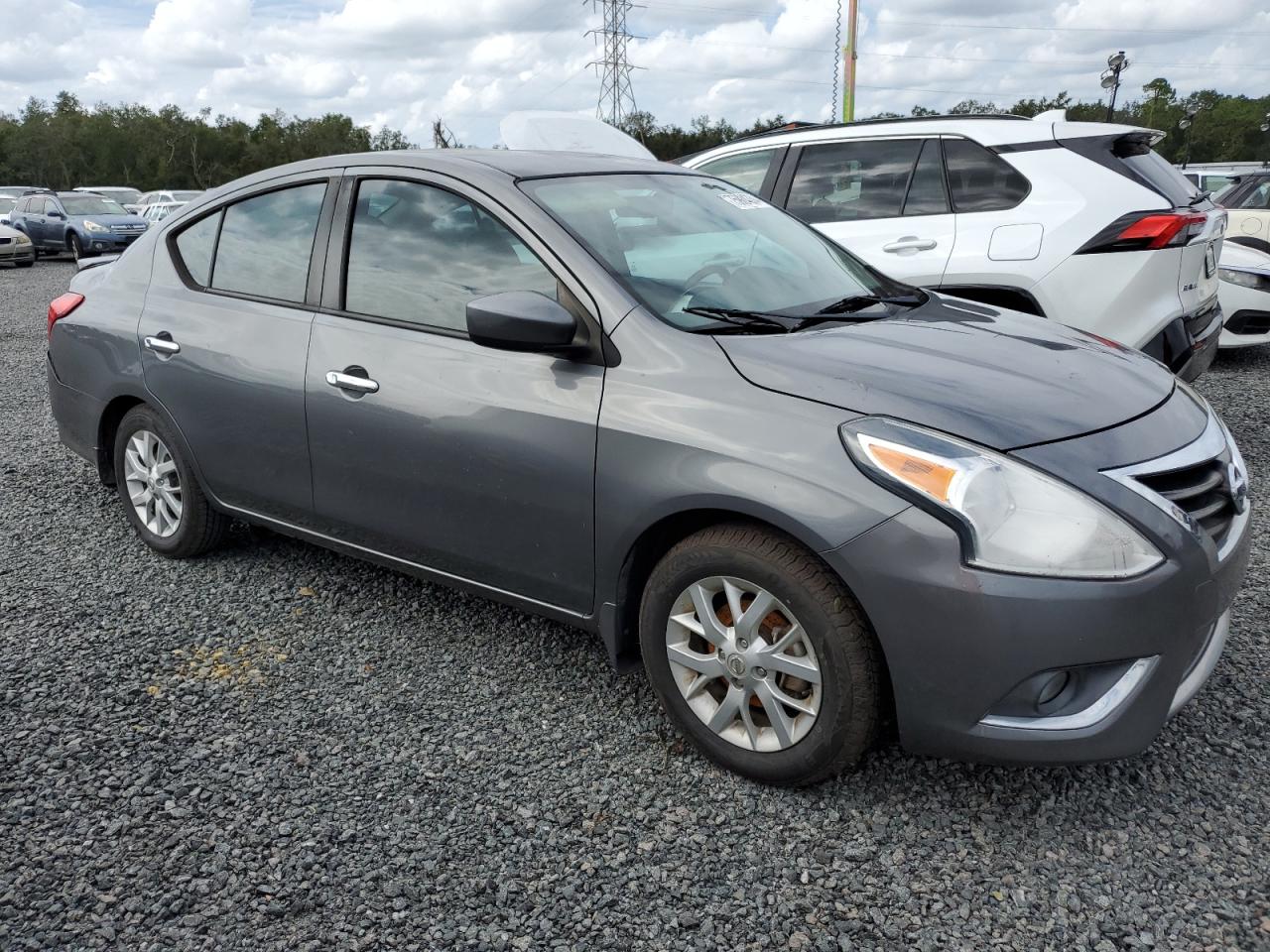 Lot #3021086306 2018 NISSAN VERSA S