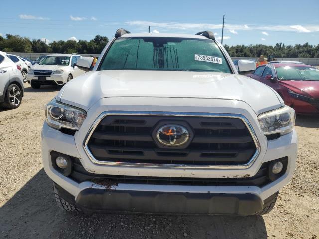 VIN 5TFAZ5CN8JX071308 2018 Toyota Tacoma, Double Cab no.5