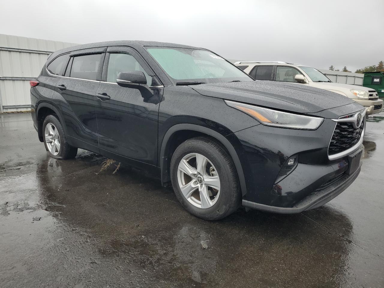 Lot #2989315121 2021 TOYOTA HIGHLANDER