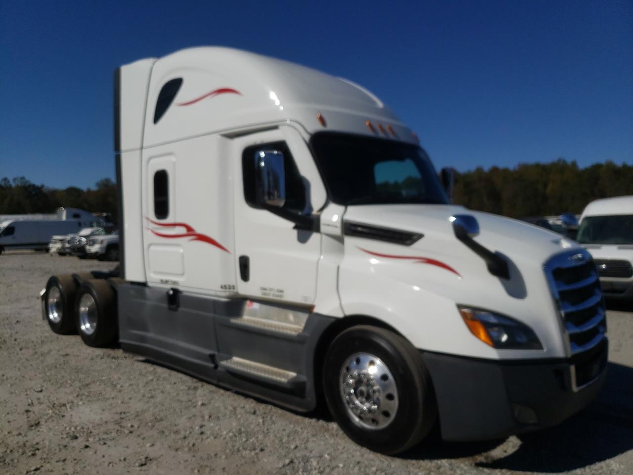 Freightliner Cascadia 2021 126" Sleepercab