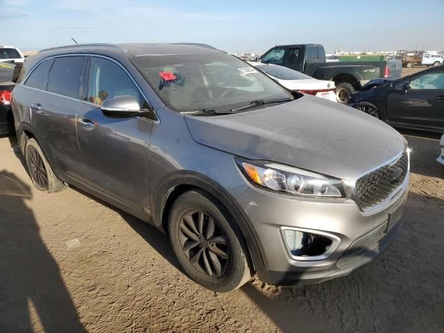 VIN 5XYPGDA58GG175449 2016 KIA Sorento, LX no.4