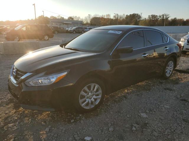 VIN 1N4AL3APXJC102632 2018 Nissan Altima, 2.5 no.1