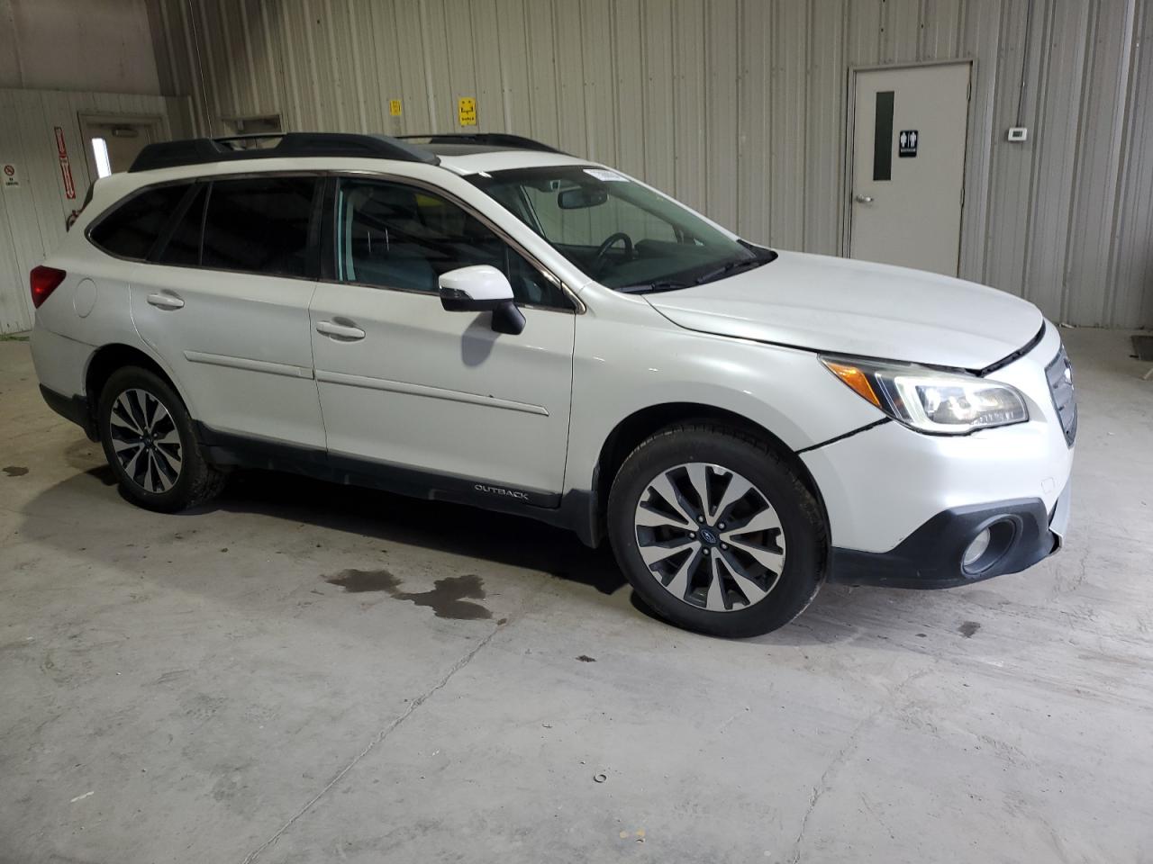 Lot #2907185657 2016 SUBARU OUTBACK