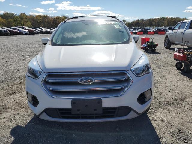 VIN 1FMCU0GD7JUC53185 2018 Ford Escape, SE no.5