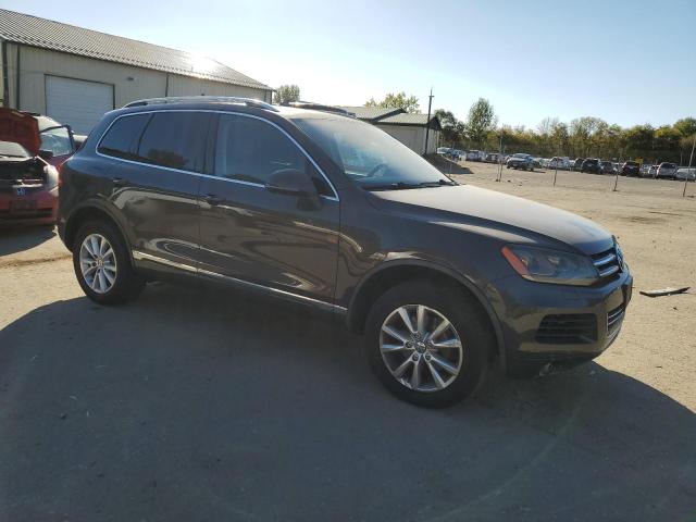 VIN WVGEF9BP1DD008590 2013 Volkswagen Touareg, V6 no.4