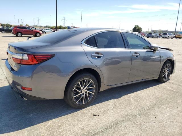 VIN 58ABK1GG4JU089128 2018 LEXUS ES350 no.3