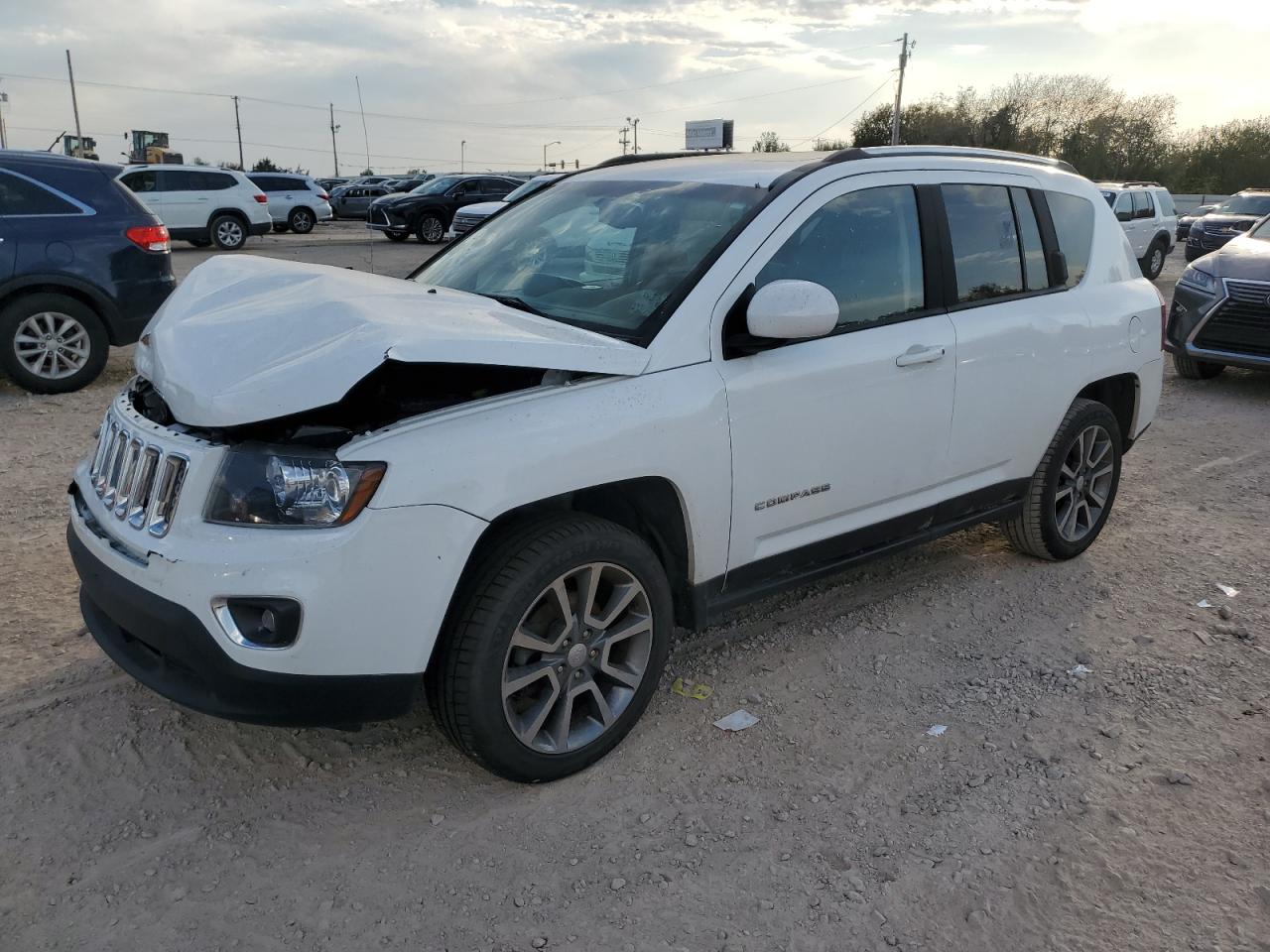  Salvage Jeep Compass