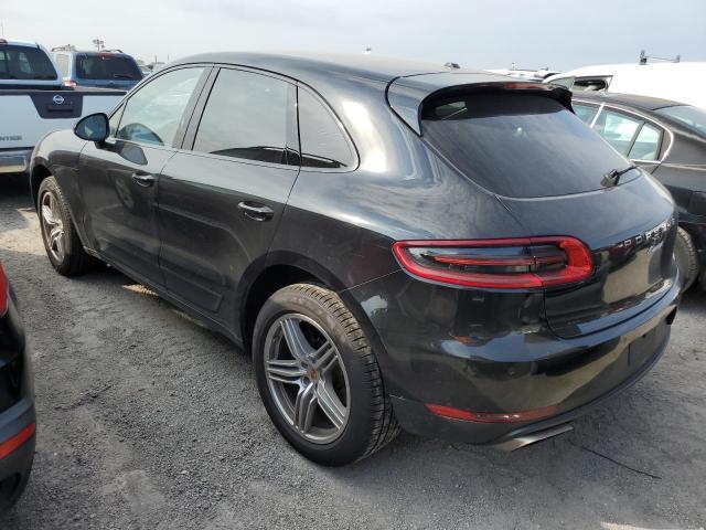 VIN WP1AA2A50HLB01569 2017 Porsche Macan no.2