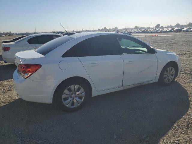 VIN 1G1PA5SG6F7216558 2015 Chevrolet Cruze, LS no.3