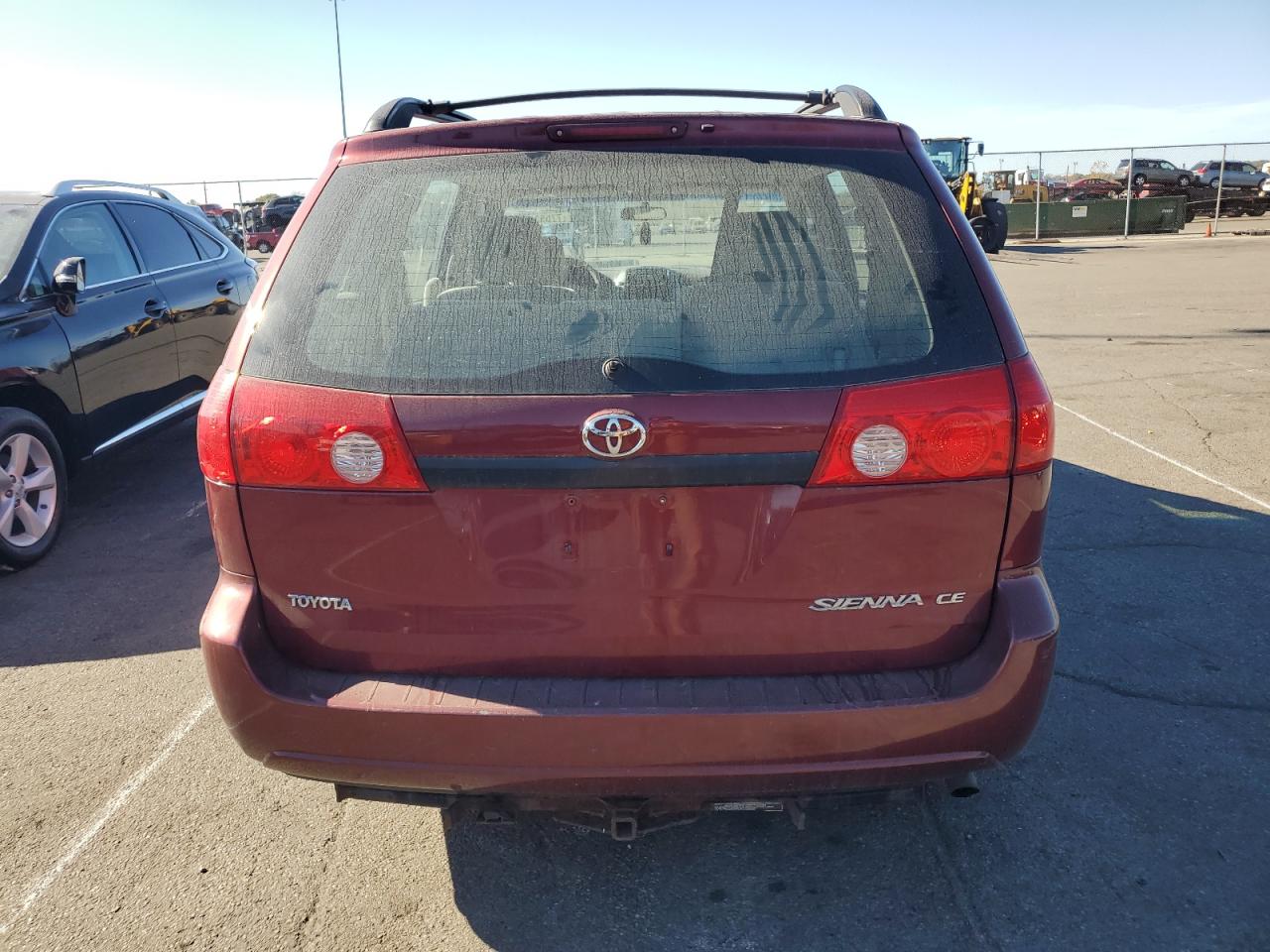 Lot #3024478593 2006 TOYOTA SIENNA CE