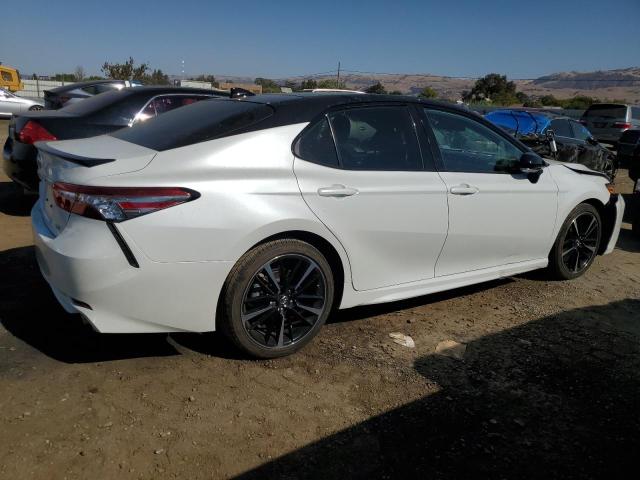 VIN 4T1B61HK8KU274931 2019 TOYOTA CAMRY no.3