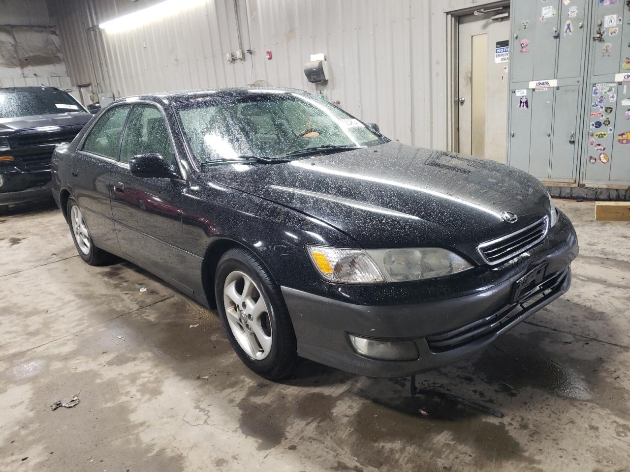 Lot #2928606740 2001 LEXUS ES 300