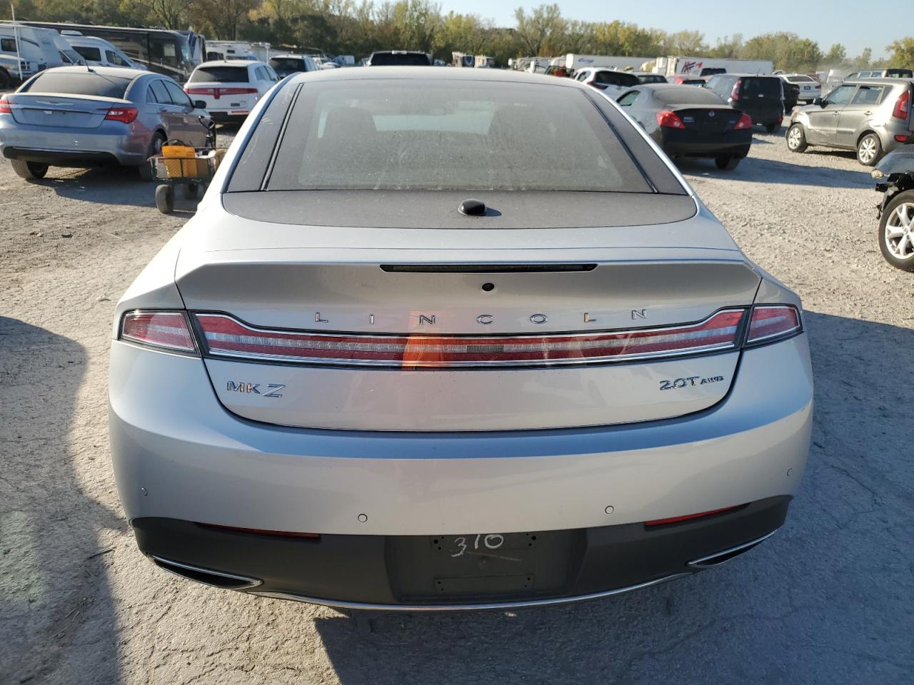 Lot #2926390002 2017 LINCOLN MKZ RESERV