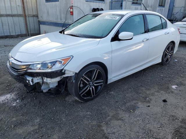 VIN 1HGCR2F18HA092982 2017 HONDA ACCORD no.1