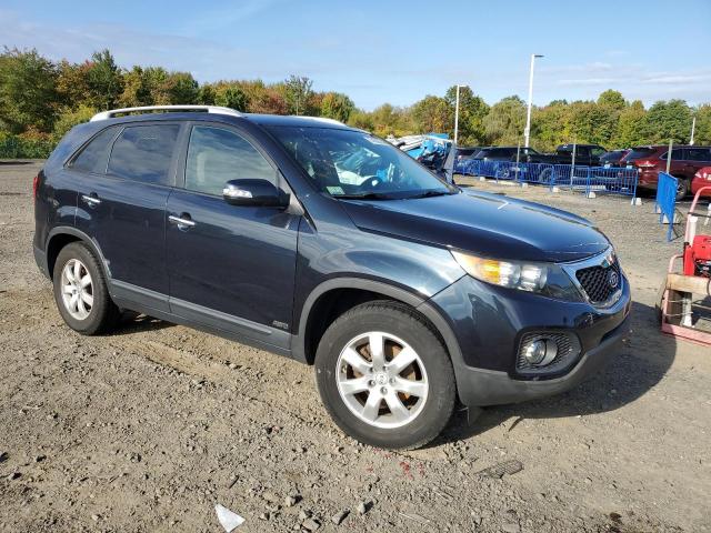 VIN 5XYKTDA67DG321298 2013 KIA Sorento, LX no.4