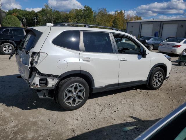 VIN JF2SKADC3NH440057 2022 SUBARU FORESTER no.3