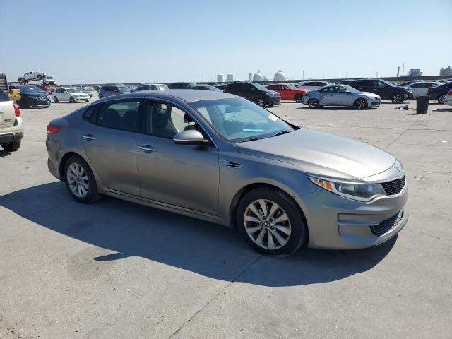 VIN 5XXGT4L39GG045451 2016 KIA Optima, LX no.4