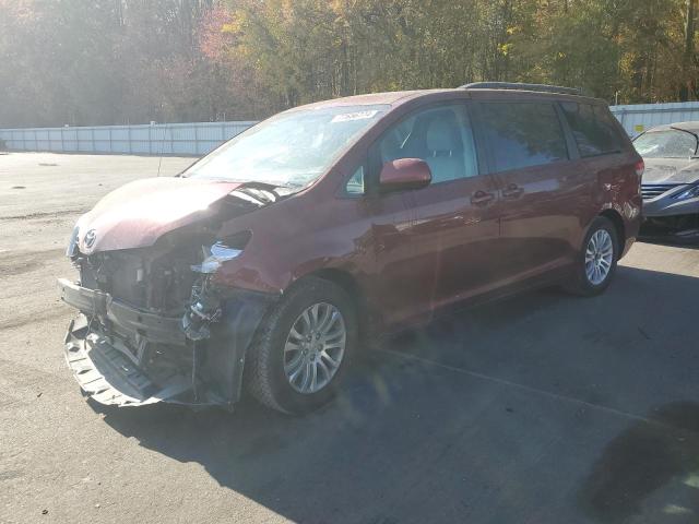 Global Auto Auctions: 2011 TOYOTA SIENNA