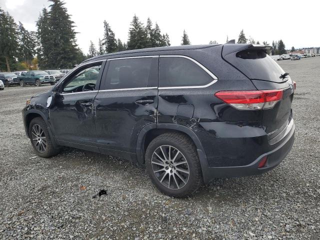 VIN 5TDJZRFH7JS562066 2018 Toyota Highlander, SE no.2