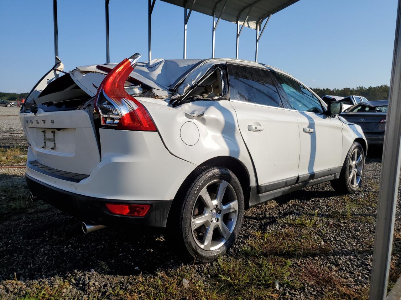 Lot #2970206263 2013 VOLVO XC60 3.2