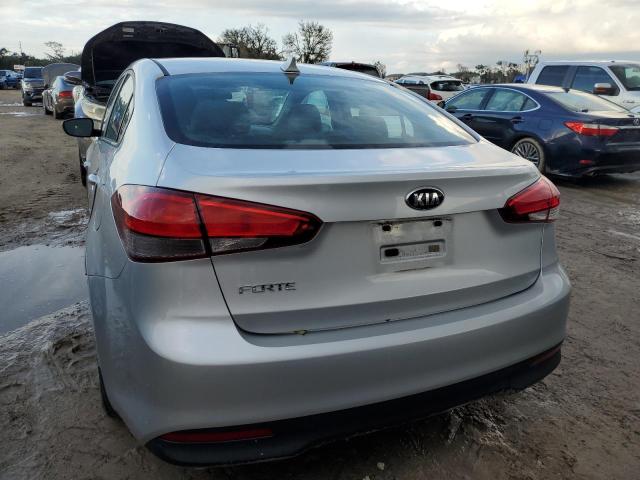 VIN 3KPFK4A79HE049336 2017 KIA Forte, LX no.6